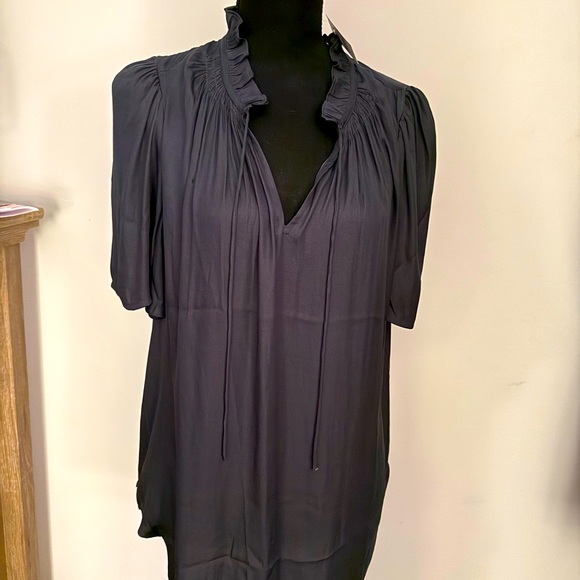 LOFT Tops - NWT Silky Loft top with cute neck detail.